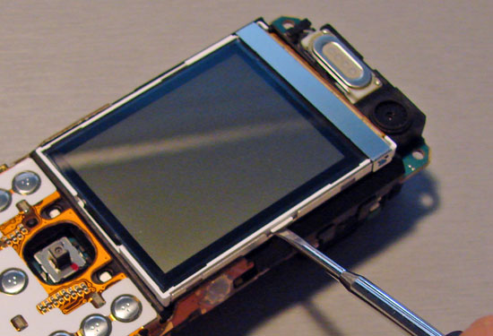 k600i Screen Removal